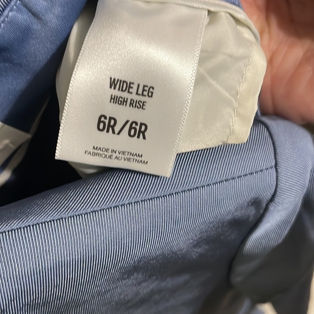 Express pantsuit - Picture 15 of 16